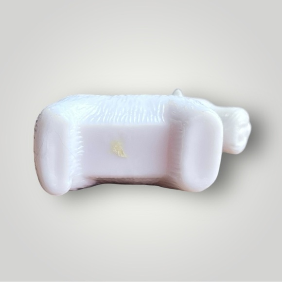 Vintage Avon White Scottie Dog Figurine with Gold Collar Perfume Bottle - Picture 13 of 13